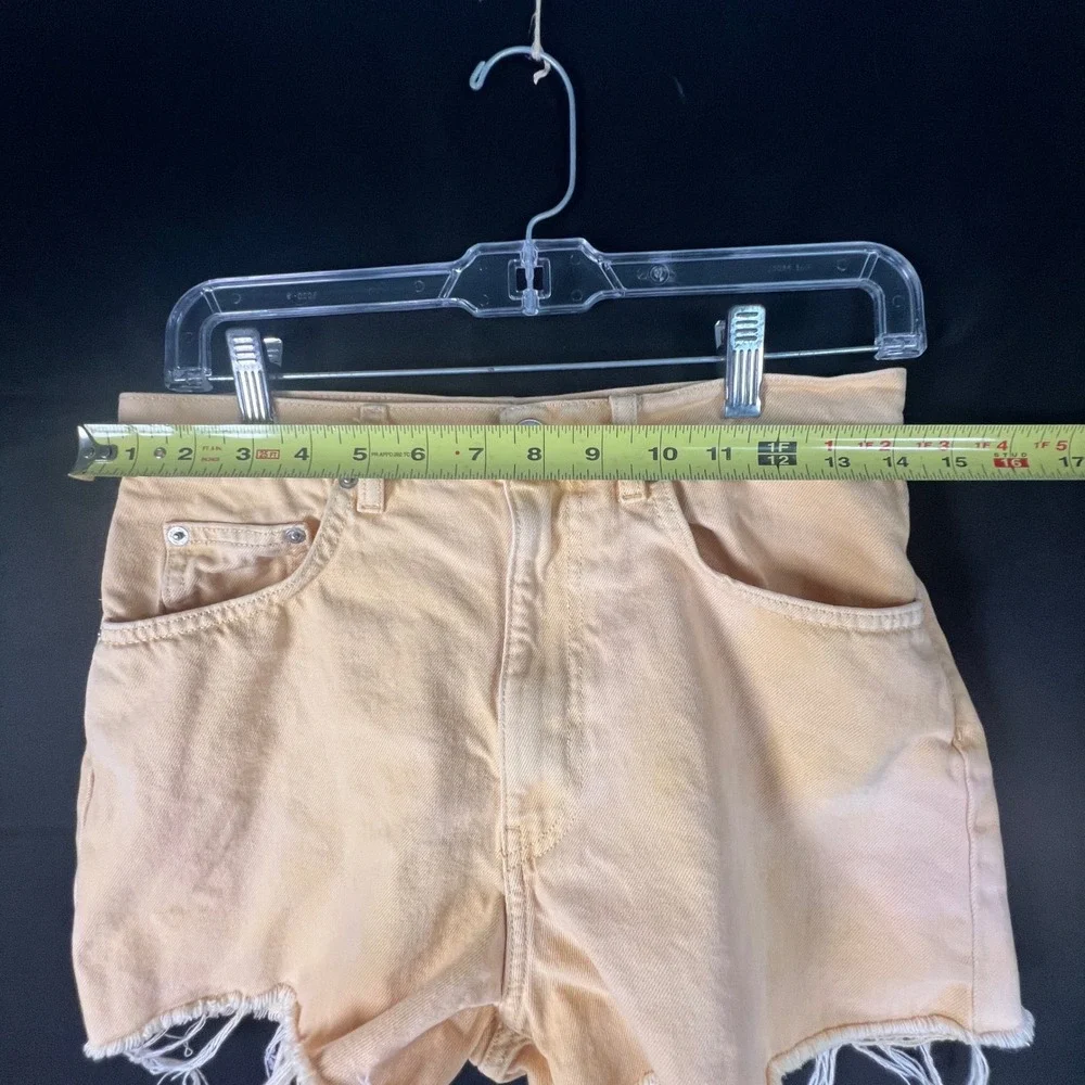 Zara Womens Peach Orange High Waisted Distressed Denim Shorts Frayed Hem Size 6